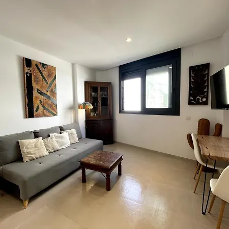 Elegant Apartment, Central, Pool And Parking Тарифа